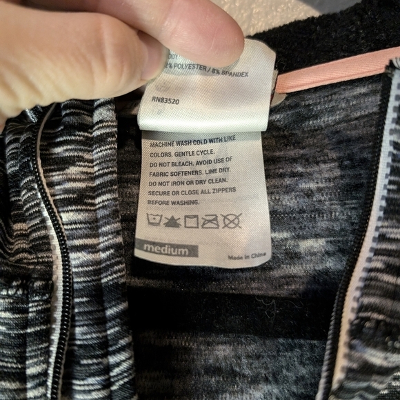 AVALANCHE 1/4 zip hoodie with pony tail & finger holes size Medium  color 🖤 🩶 - Picture 14 of 14